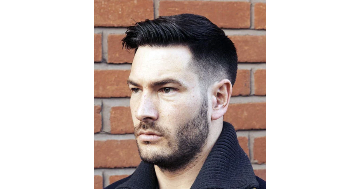 Side Swept Short Hair with A Low Taper